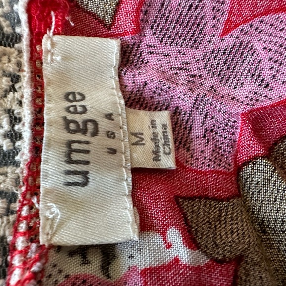 Umgee Boho Tank With Adjustable Straps. Size Medium - Picture 4 of 6